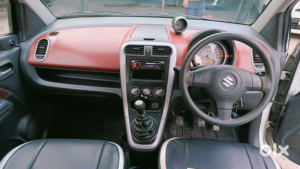 Maruti Suzuki Ritz Vxi, 2013, Petrol