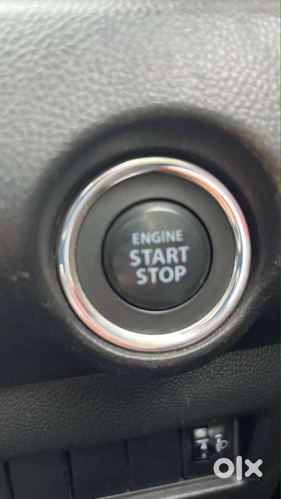 Maruti Suzuki Swift Vvt Zxi, 2022, Petrol