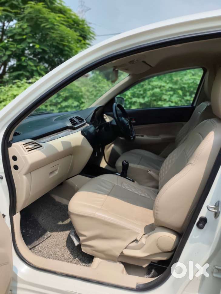 Maruti Suzuki Dzire 1.2 Vxi Cng, 2023, Cng & Hybrids