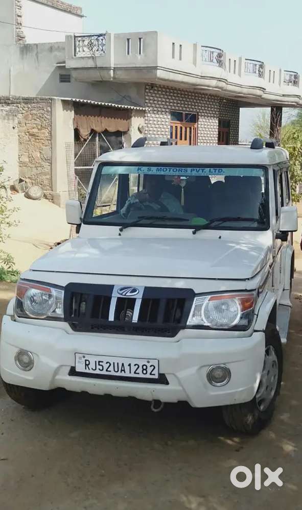 Mahindra Bolero 2012