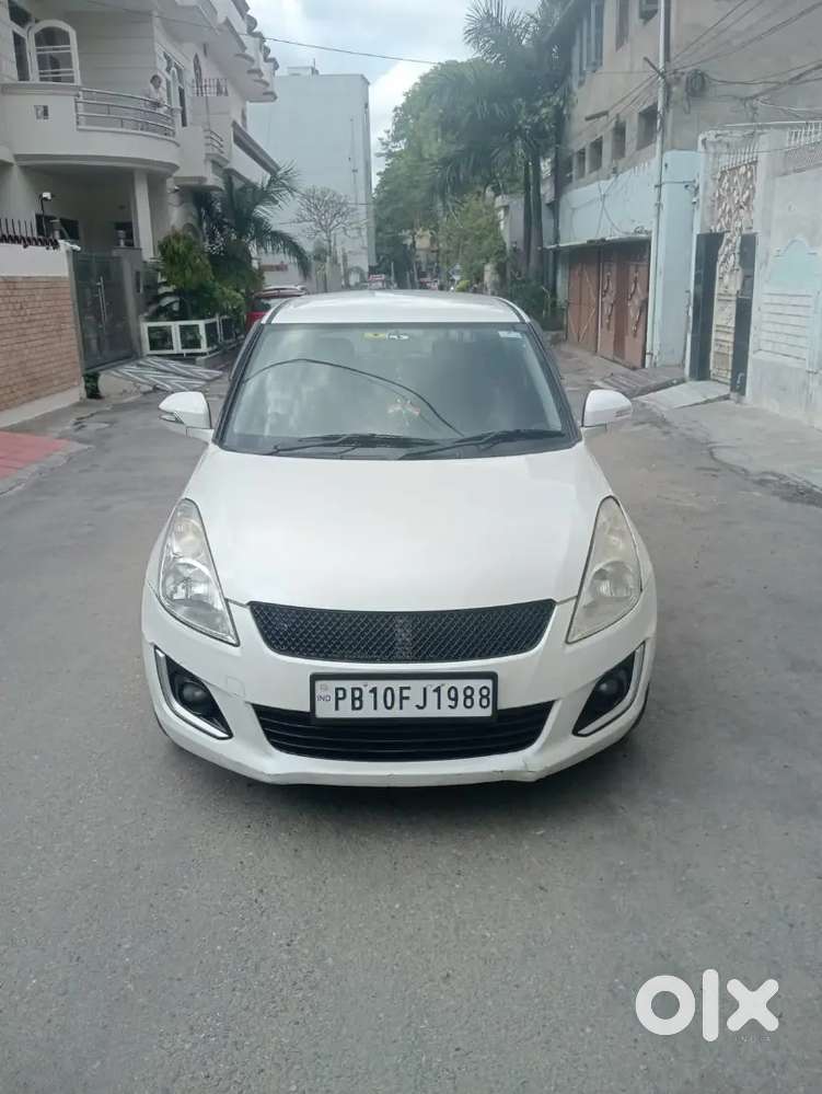 Swift Vxi Model 2015 All Original Good Condition