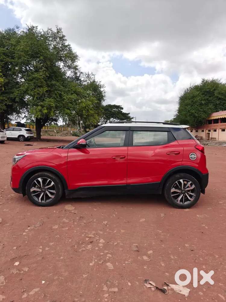 Mahindra Xuv300 2022 Petrol 117500 Km Driven