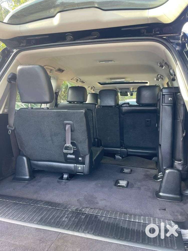 Mahindra Xuv700 Ax7l 6 Str At, 2023, Diesel