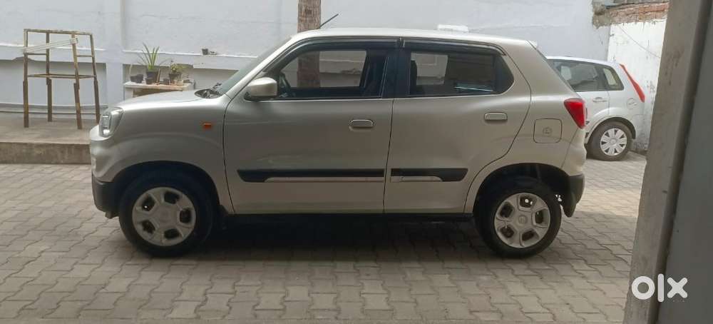 Maruti Suzuki S-presso Vxi Plus, 2022, Petrol