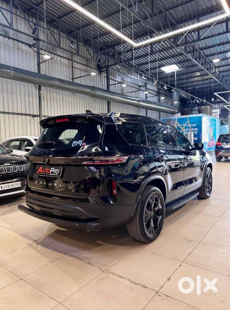 Tata Safari Accomplished X Plus 7 Str Dark Edition At, 2024, Diesel