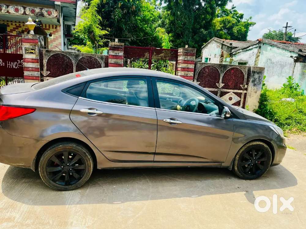 Hyundai Verna Sx 2012
