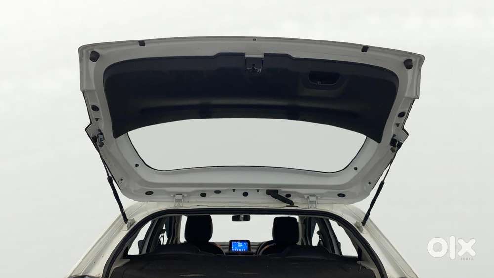 Tata Altroz Xm Plus Icng, 2024, Cng & Hybrids