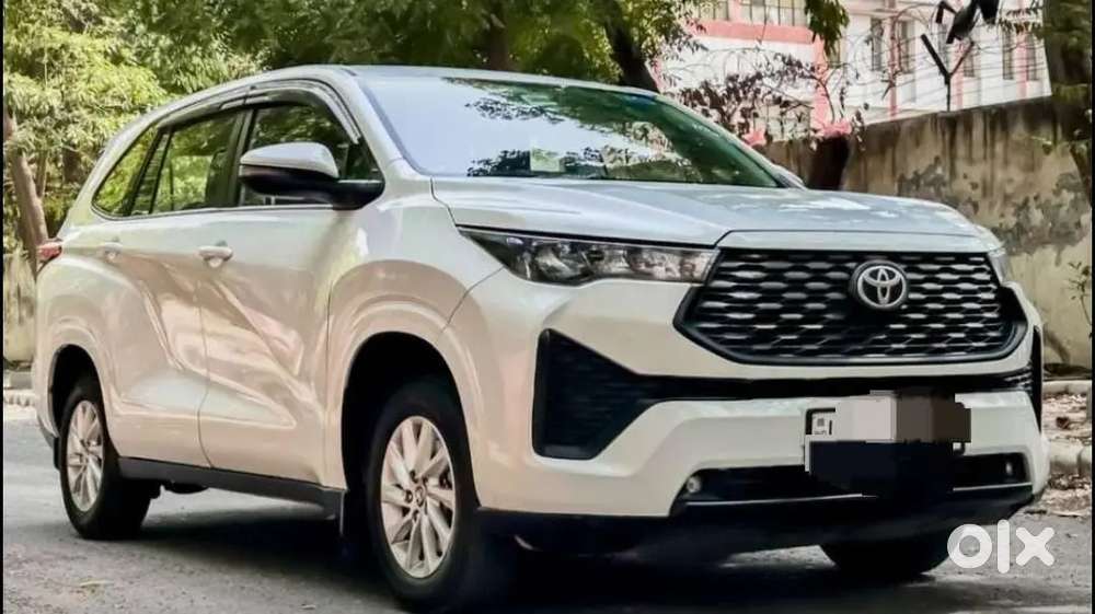 Toyota Innova Hycross Gx 2023 Petrol Wellmenten