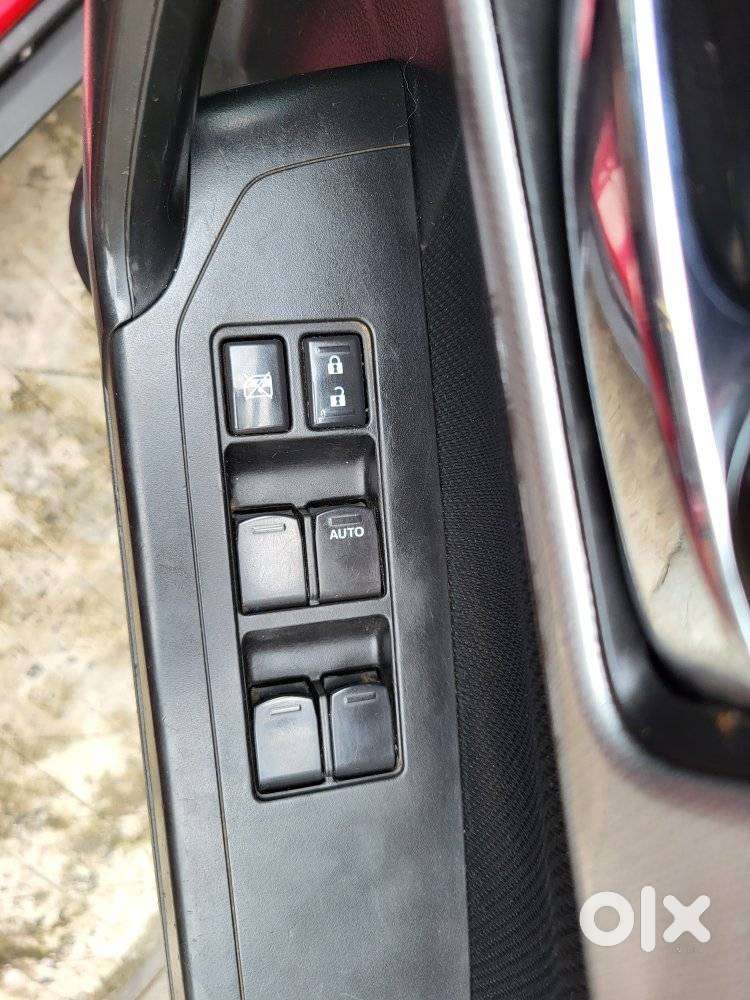 Maruti Suzuki Brezza 1.5 Zxi Plus Smart Hybrid Dual Tone, 2021, Petr..