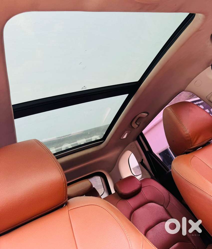 Mg Hector Plus Sharp Dct, 2021