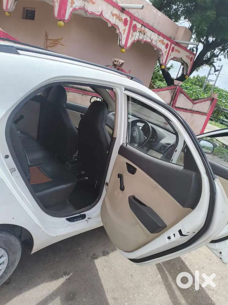 Hyundai Eon Era Petrol 2012