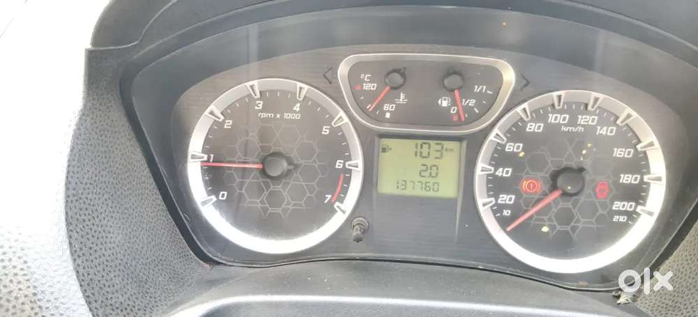 Ford Fiesta 2011 Cng & Hybrids 137765 Km Driven