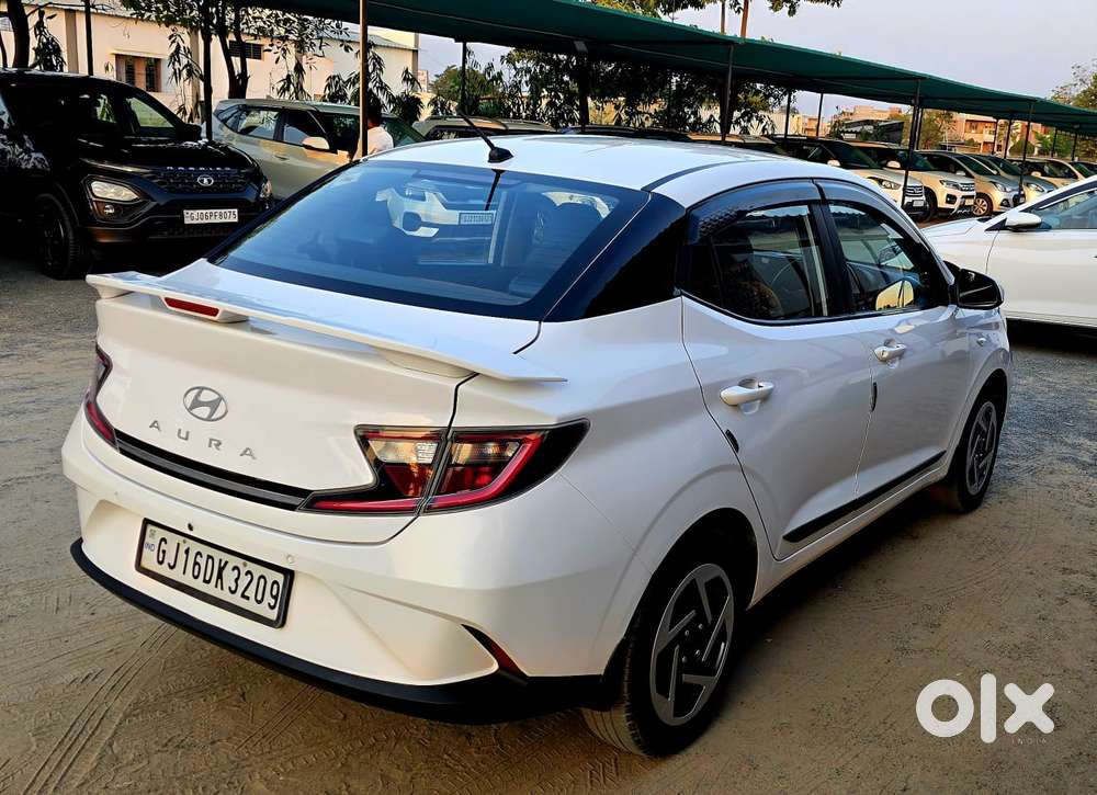 Hyundai Aura, 2023, Cng & Hybrids