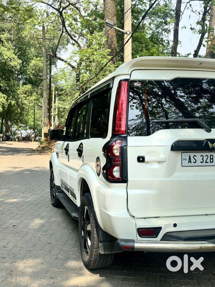 Mahindra Scorpio Classic 2.2 S 11 Mt 7 Str, 2023, Diesel