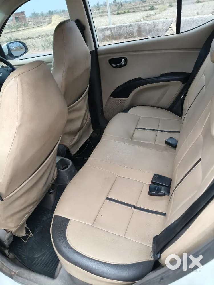 Car Best Condition Me Hai Personal Kam K Liye Bechna Pad Raha Hai