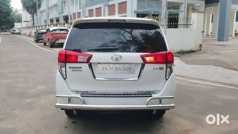 Toyota Innova Crysta [2020-ongoing] 2.4 Zx 7 Str, 2022, Diesel