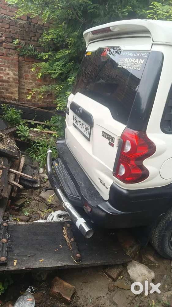 Mahindra Scorpio 2.5 Turbo 2021