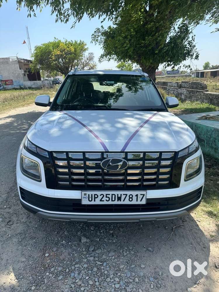 Hyundai Venue 2023 Petrol Manual