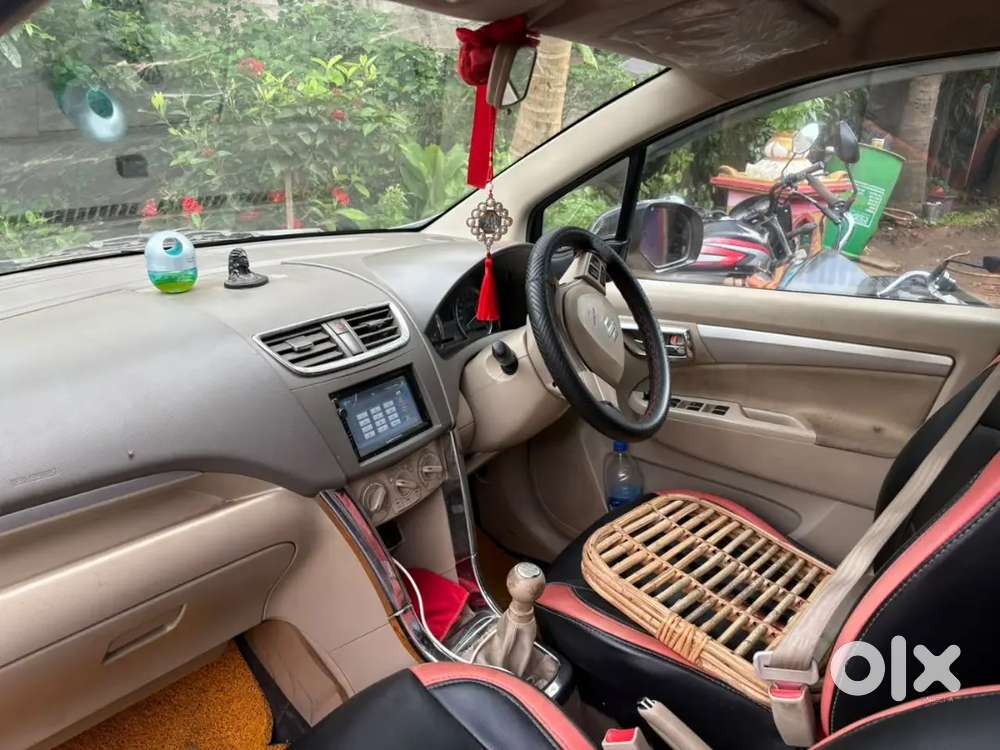 Maruti Suzuki Ertiga Vxi 2017