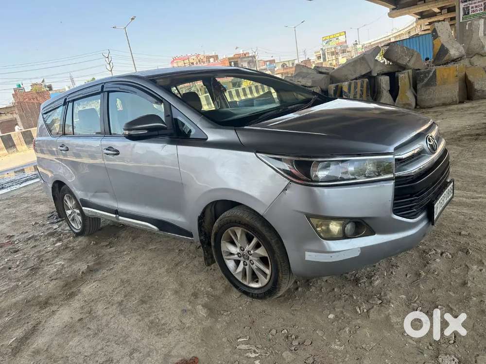 Toyota Innova Crysta 2017