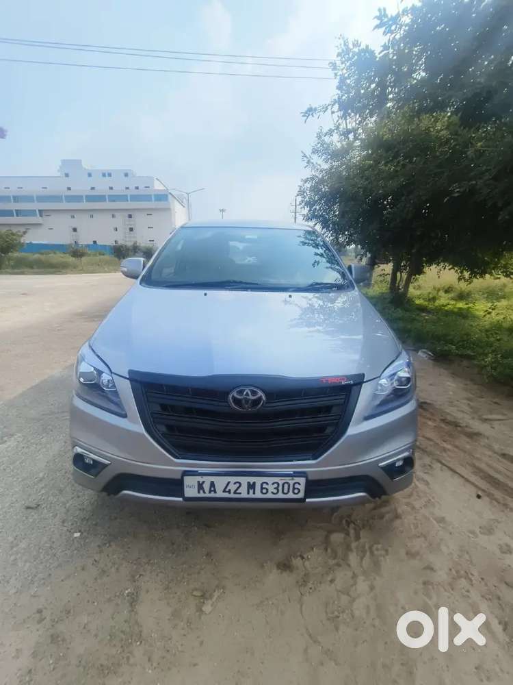 Toyota Innova 2015 Diesel Well Maintained