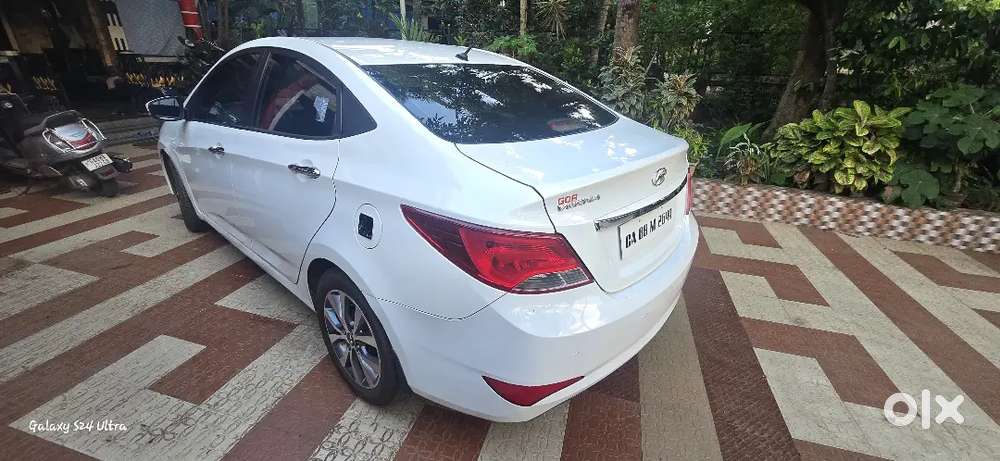 Hyundai Fluidic Verna 2015 Petrol 42000 Km Driven