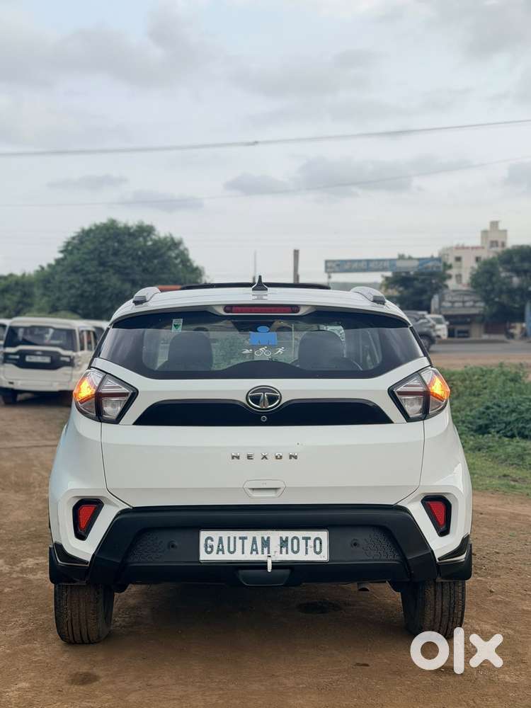 Tata Nexon 1.5 Revotorq Xma Plus (s) Amt, 2022, Diesel