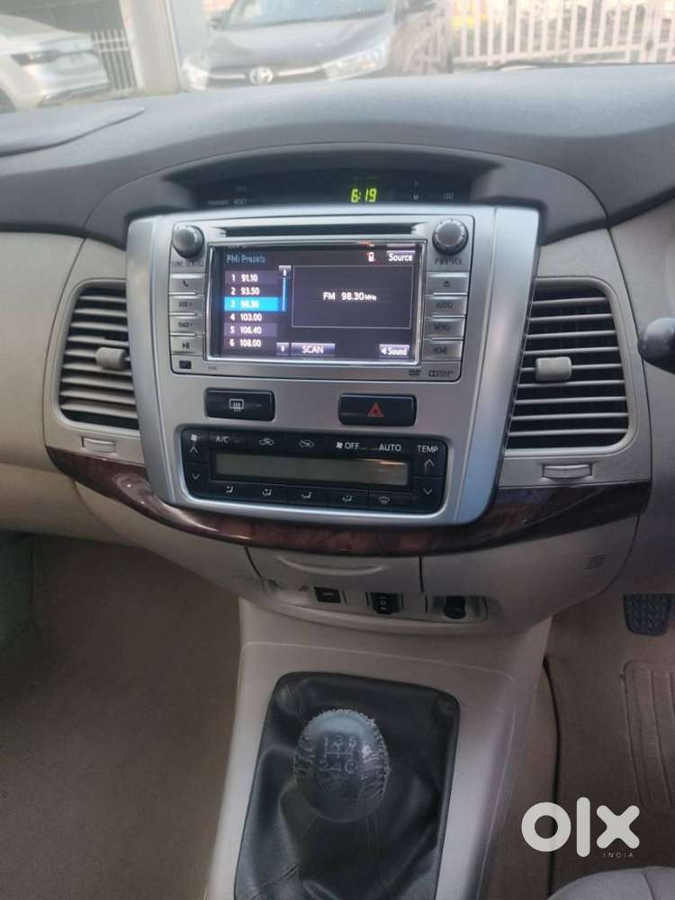 Toyota Innova 2.5 V 7 Str, 2014, Diesel