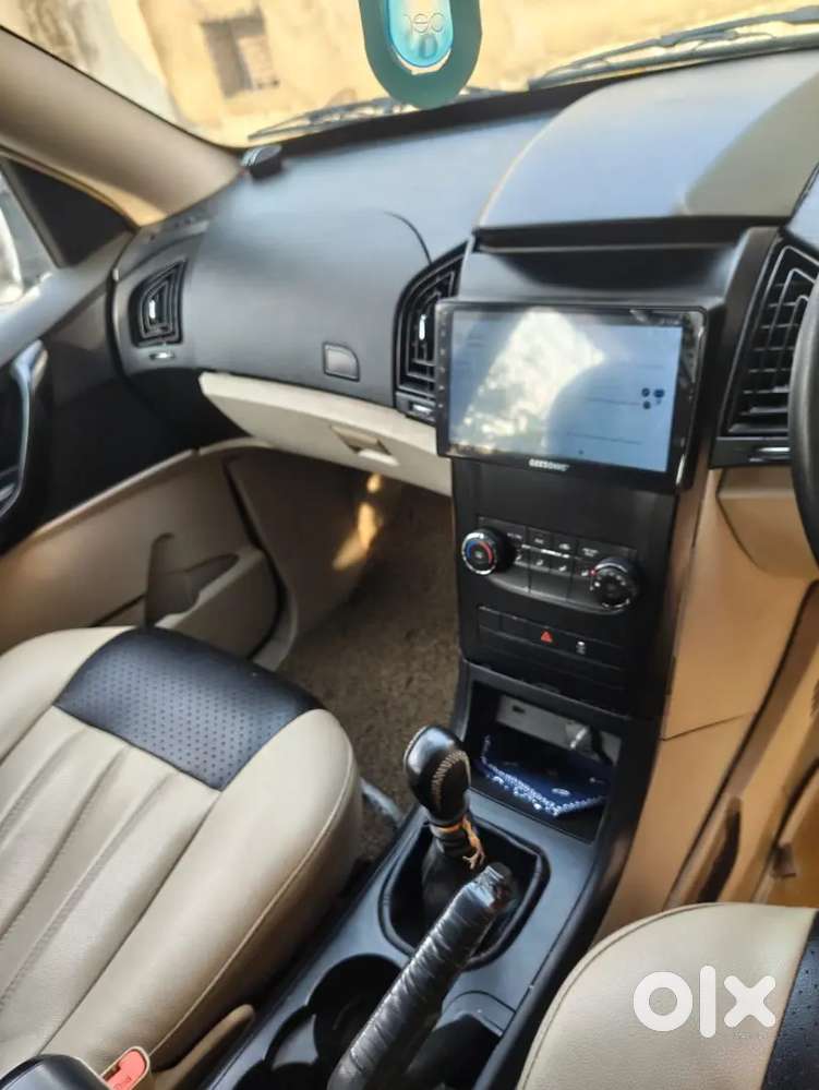 Mahindra Xuv500 2015 Diesel 73000 Km Driven