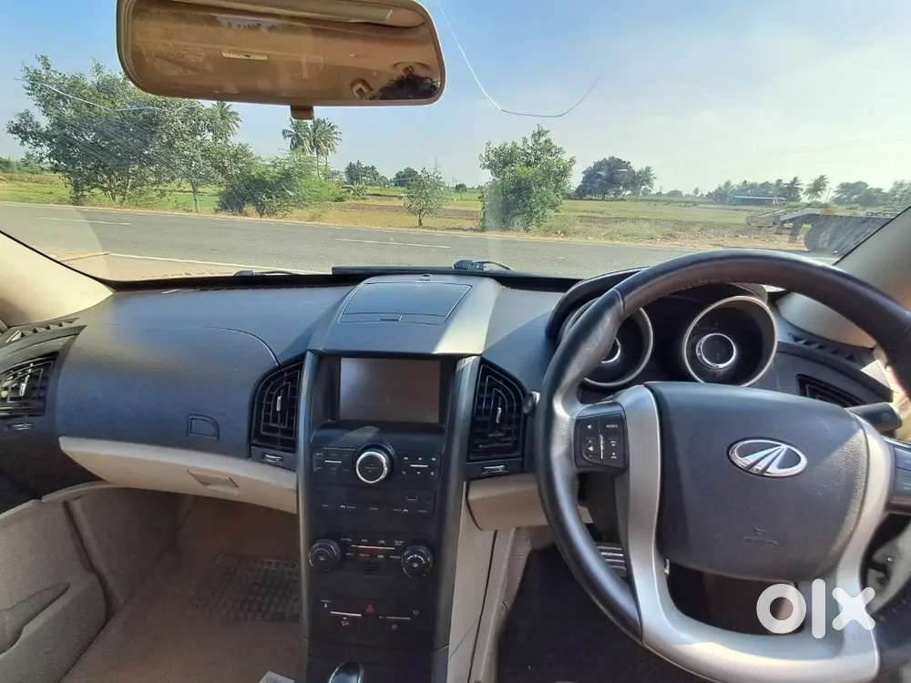 Mahindra Xuv500 2016 Diesel 150000 Km Driven