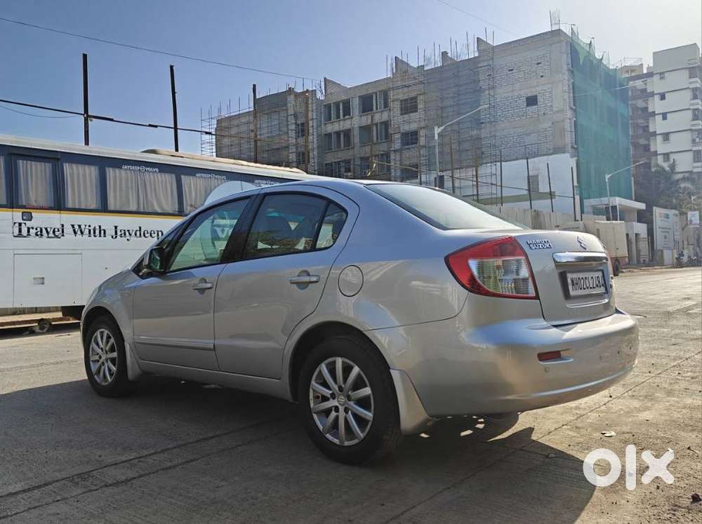 Maruti Suzuki Sx4 Zxi Mt Bsiv, 2012, Petrol