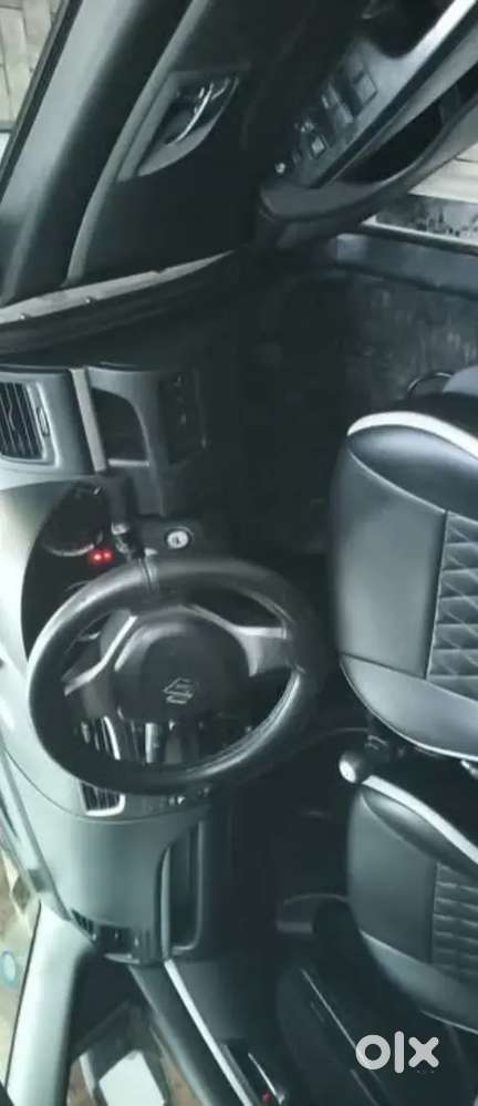 Maruti Suzuki Swift 2015 Petrol 48000 Km Driven