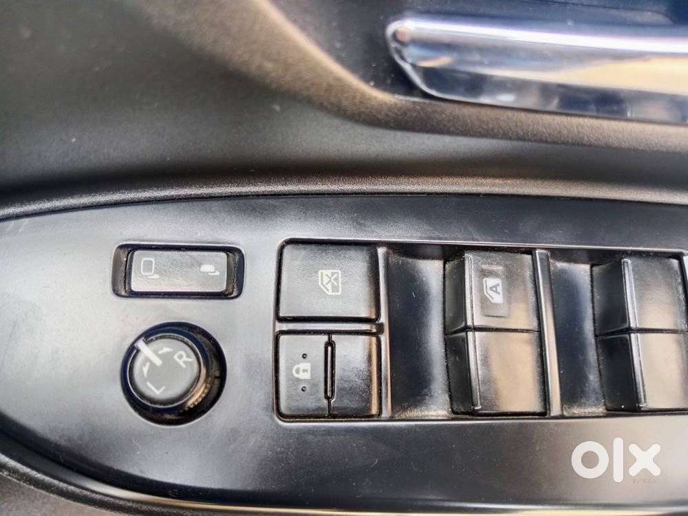 Toyota Innova Crysta 2.4 G Mt 8s, 2020, Diesel