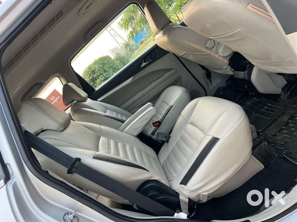 Mahindra Marazzo M6 8str, 2018, Diesel