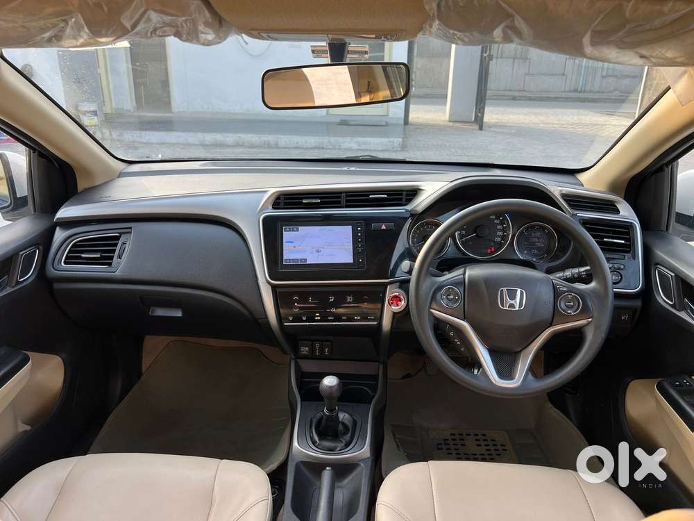 Honda City 1.5 V 5th Gen I-vtec Mt, 2022, Petrol