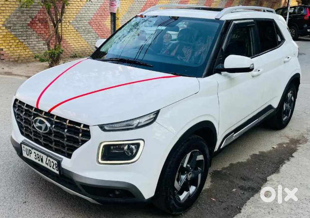 Hyundai Venue 2021 Petrol Well Maintained