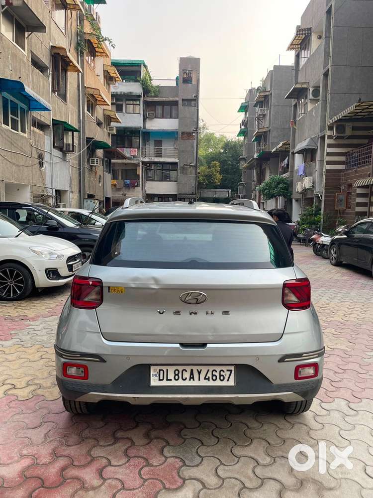 Hyundai Venue Petrol 2019