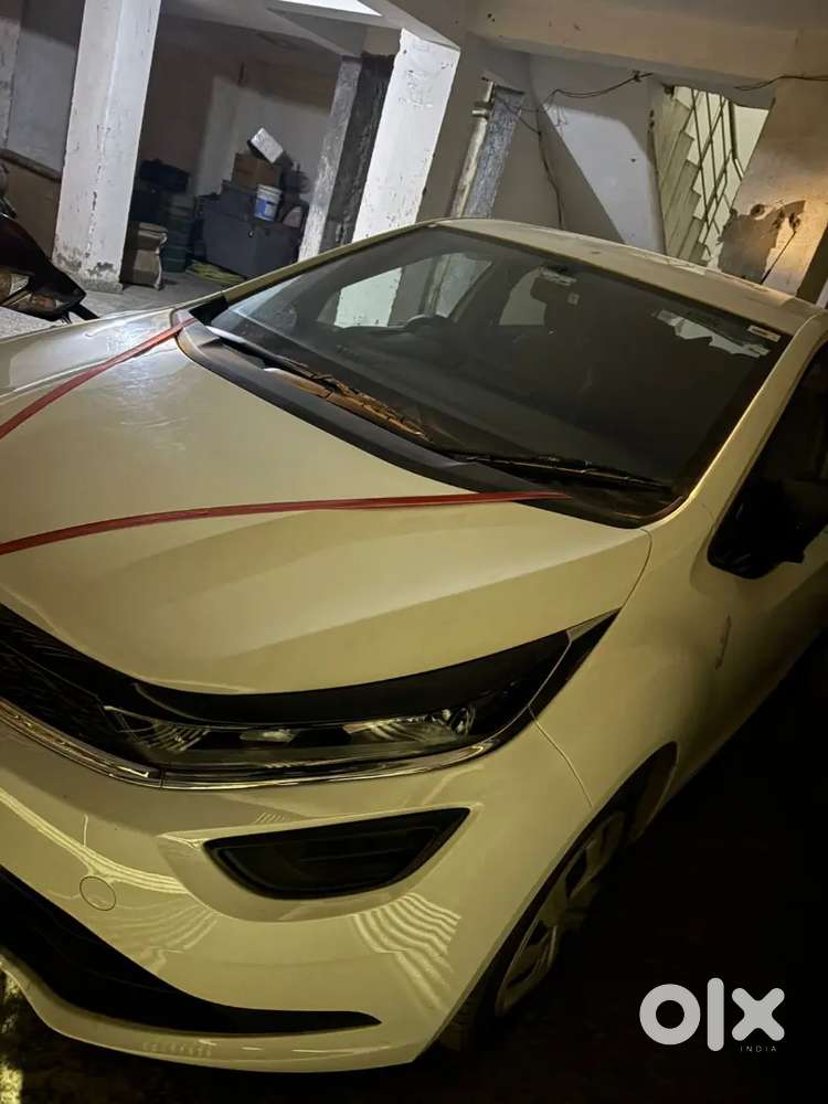 Tata Altroz 2025 Petrol 5000 Km Driven