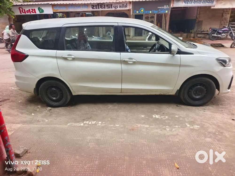 Maruti Suzuki Ertiga Lxi 2022