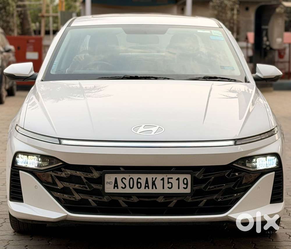 Hyundai Verna 1.5 Sx Vtvt, 2023, Petrol