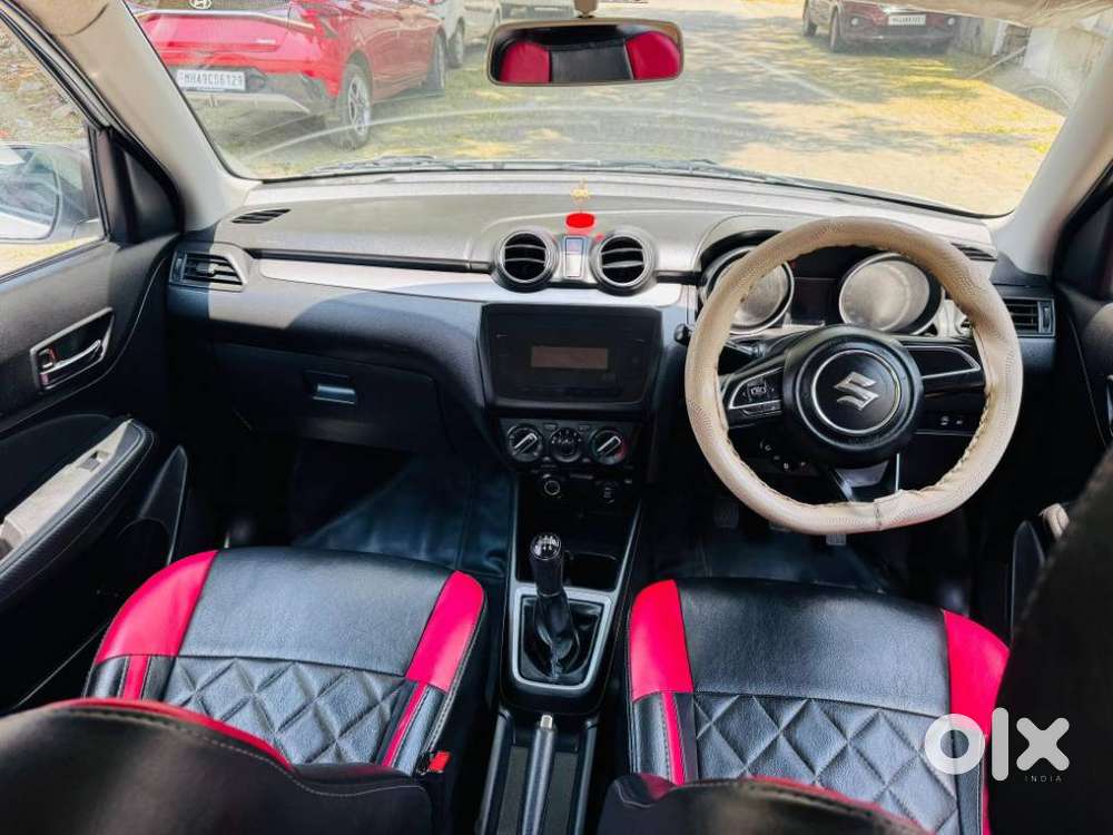 Maruti Suzuki Swift Vxi + Manual, 2022, Petrol