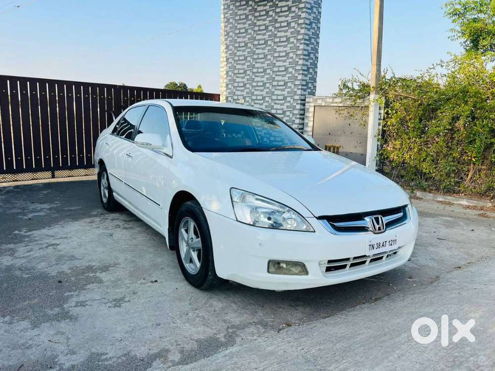 Honda Accord 2.4 Manual, 2008, Petrol