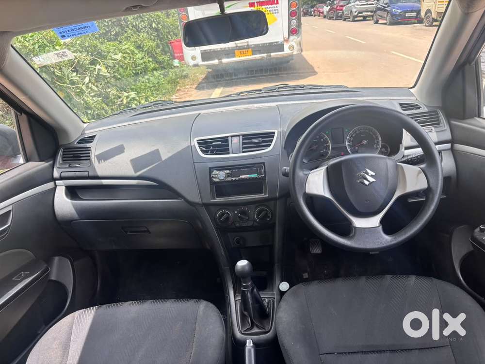 Maruti Suzuki Swift Vxi + Manual, 2013, Petrol