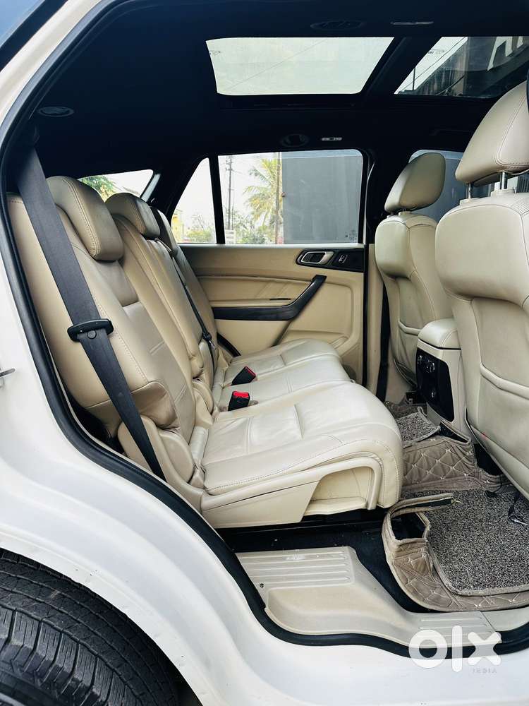 Ford Endeavour 3.2 Titanium At 4x4, 2016, Diesel