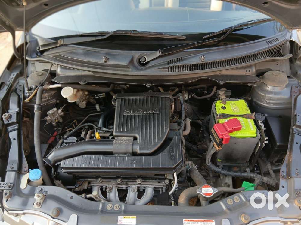 Maruti Suzuki Swift Vxi 1.2 Abs Bs-iv, 2017, Petrol