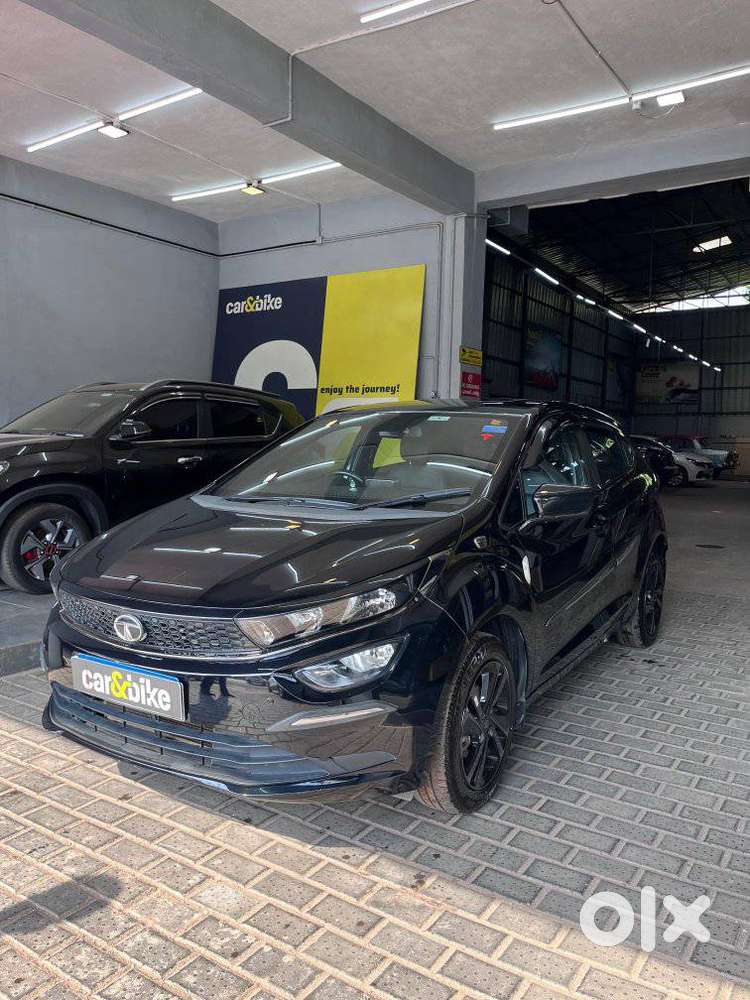 Tata Altroz, 2023, Petrol