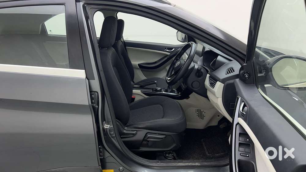 Tata Nexon 1.2 Revotron Xz Plus, 2021, Petrol