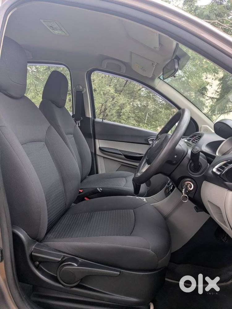 Tata Tiago 1.2 Revotron Xza, 2017, Petrol