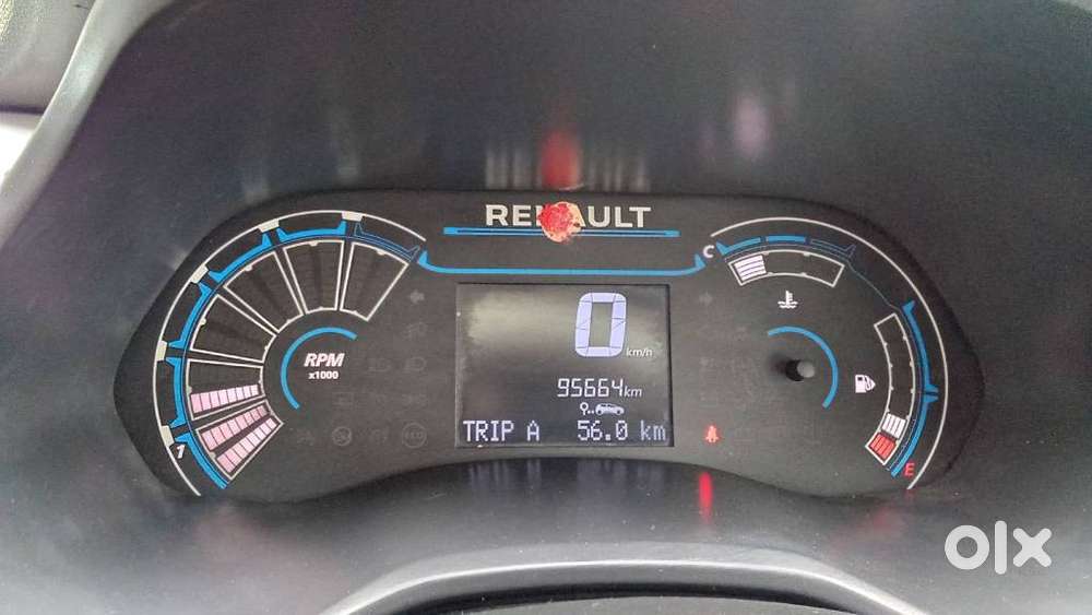 Renault Triber Rxz, 2019, Petrol