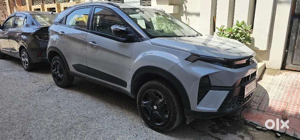 2023 Tata Nexon Petrol Manual